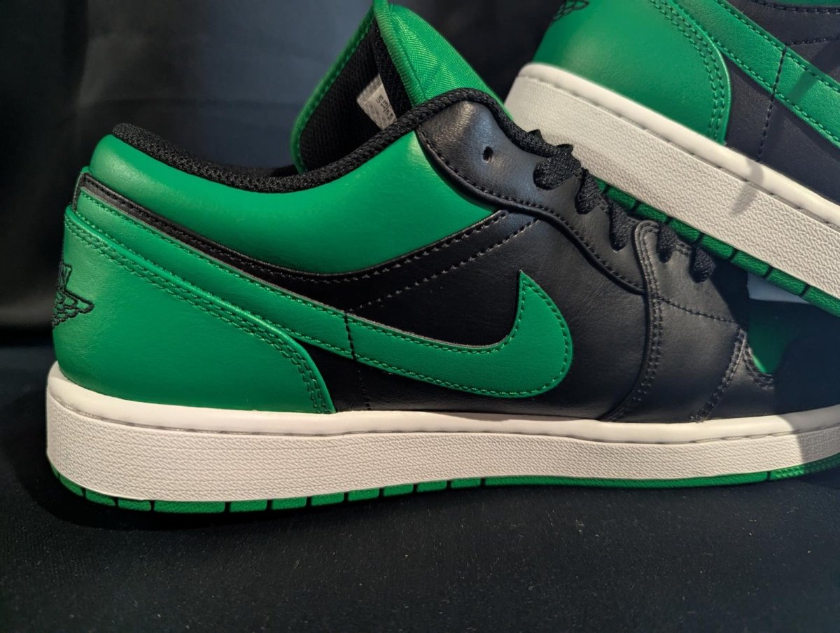 Jordan 1 Low "Lucky Green" Black Green Size 13 Like New VGC w/ Box 553558 - 065 - Sole & Drip